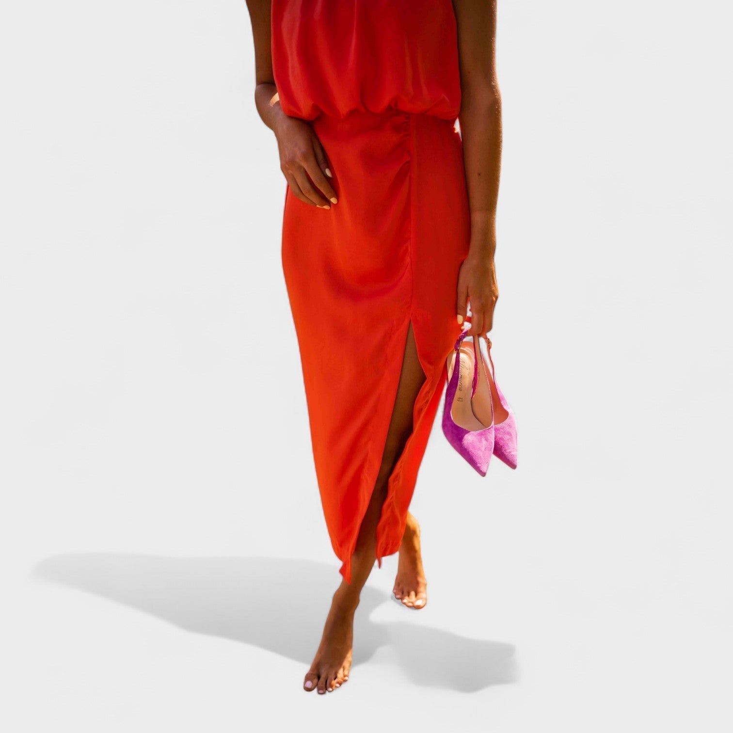 Tory – Sommer satin kjole med split