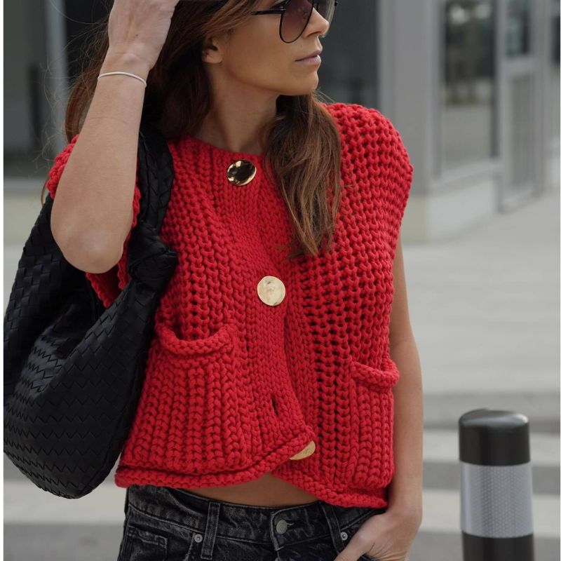 Vess Strikket Vest