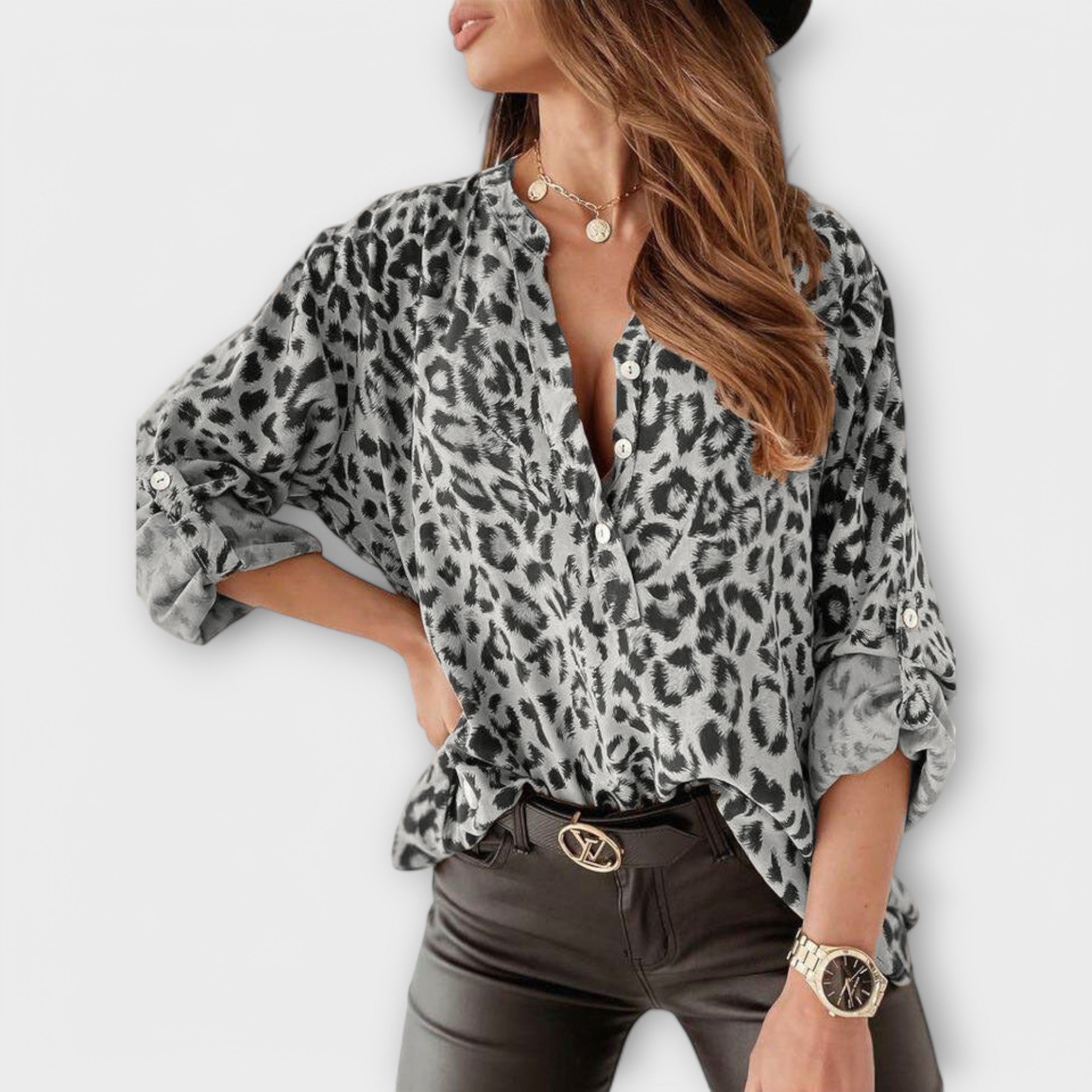 Modebluse med leopardmønster
