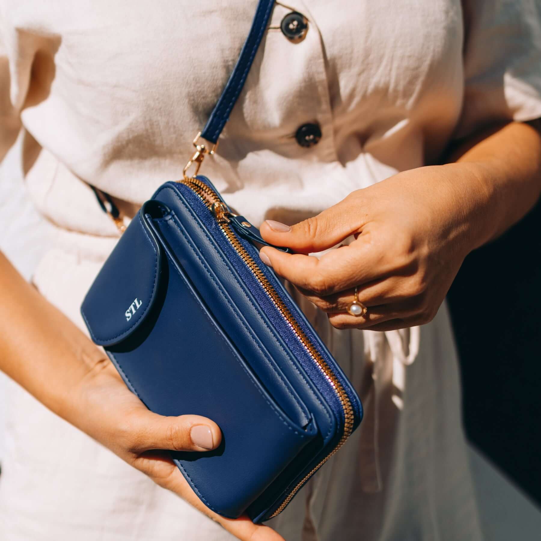 Crossbody Taske "Frie Arme" STL I Vegetabilsk Læder
