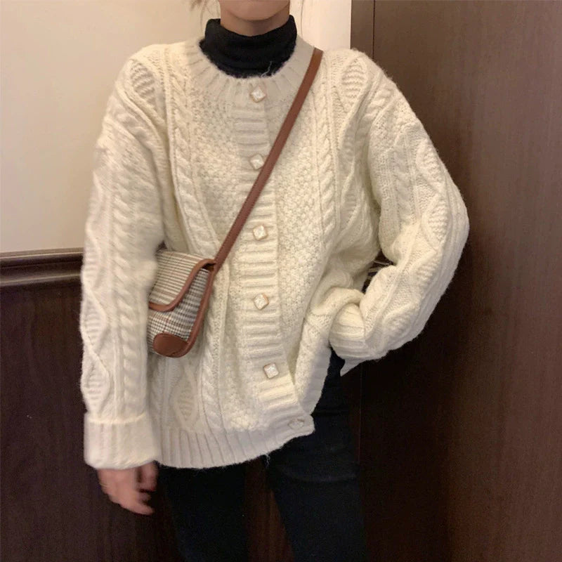 Marzia | Blød cardigan i flettet uld