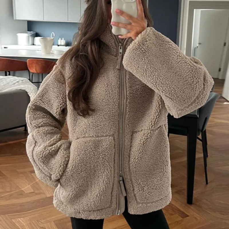 Kaja™ | Blød teddyfrakke