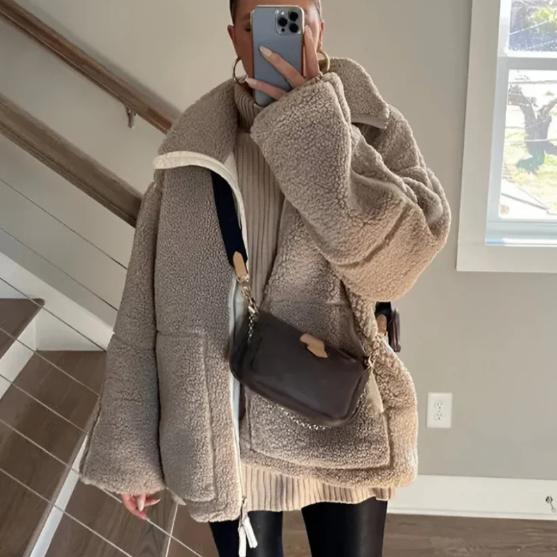Kaja™ | Blød teddyfrakke