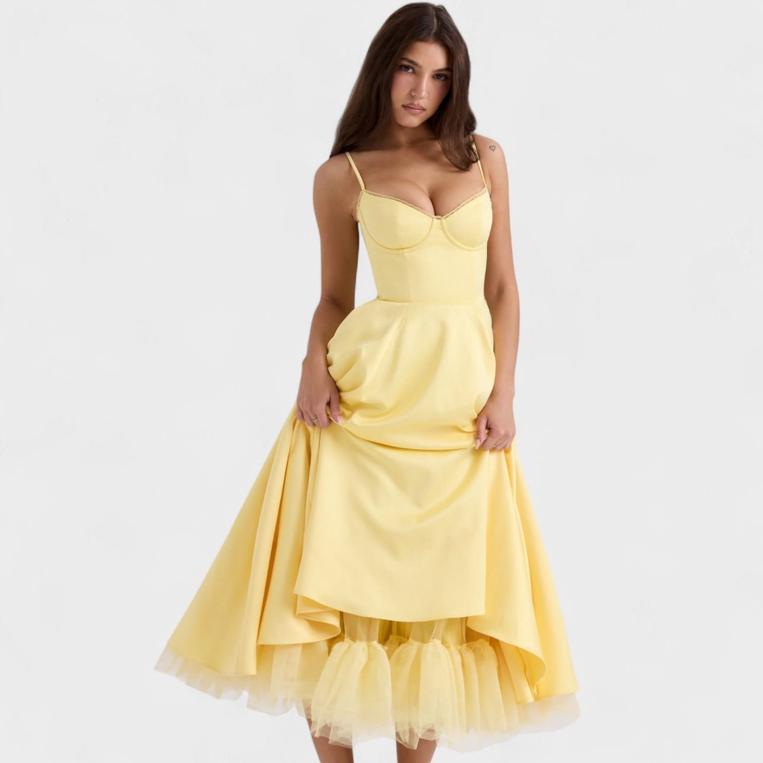 Clara Kjole – Retro Elegance